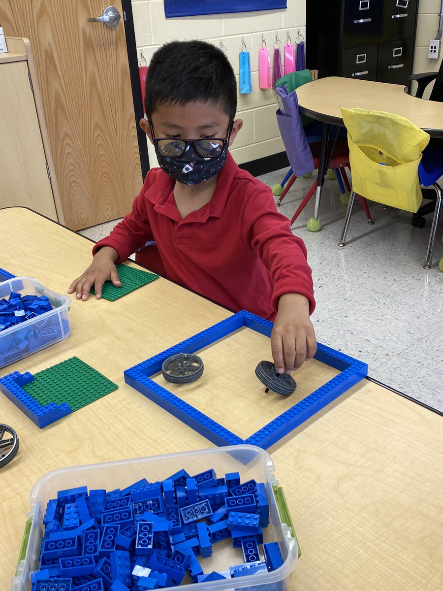 Erika_Goldman's tweet photo. We were lucky enough to spend MORE time with #bricks4kids today! Our smiles could not get any bigger! ๐ Many thanks to @RedBankSup and @rbpsEAGLES for this fun, stimulating and creative experience! @thartman05 #RBBisBIA https://t.co/m1YA7lm5iO
