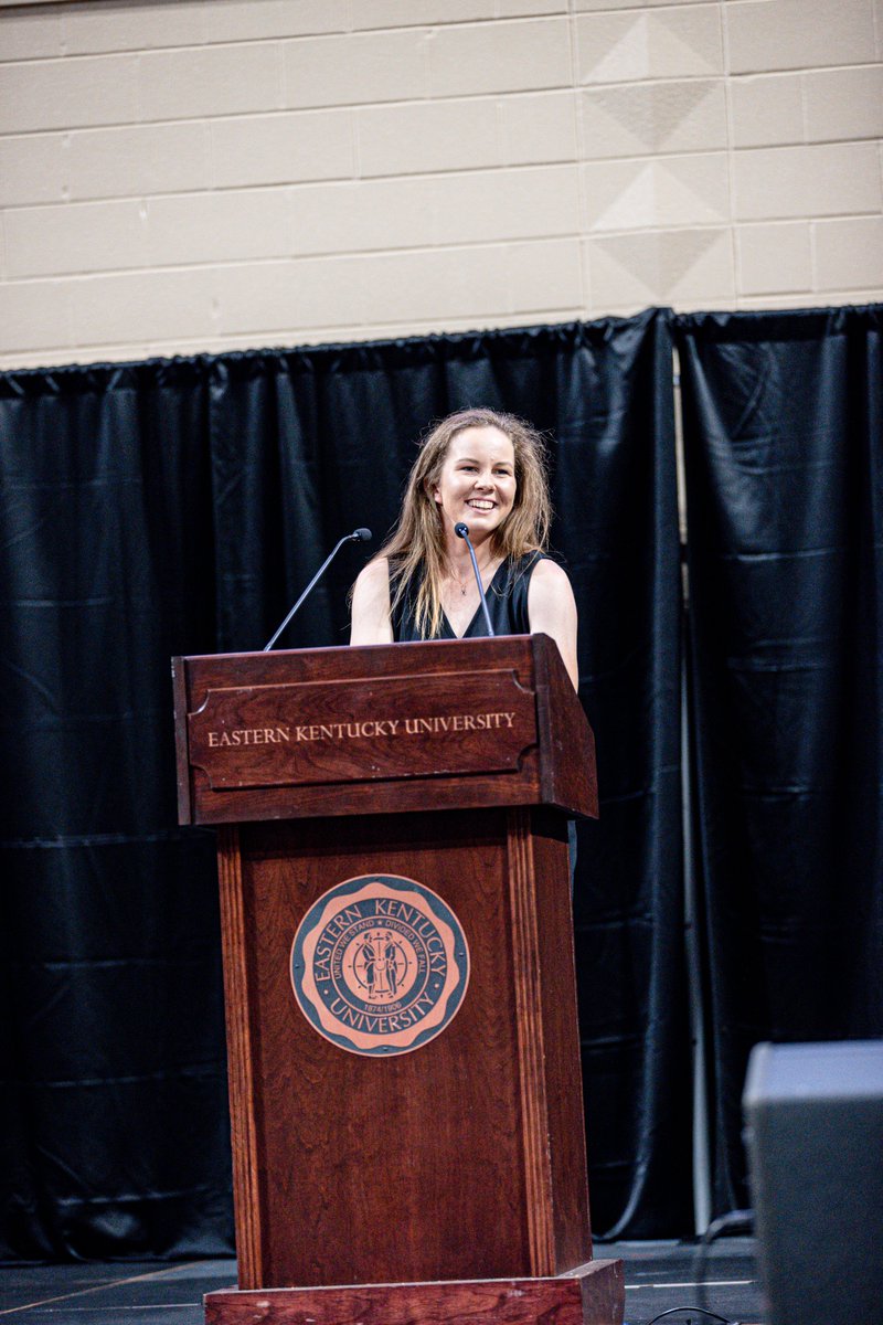EKUWGolf's tweet photo. Speech! Speech!
@RKristinsd address the crowd at the Colonels' Choice Awards after winning the Female Athlete of the Year Award.
#CCA22 | #GoBigE https://t.co/N5fca2iwUh