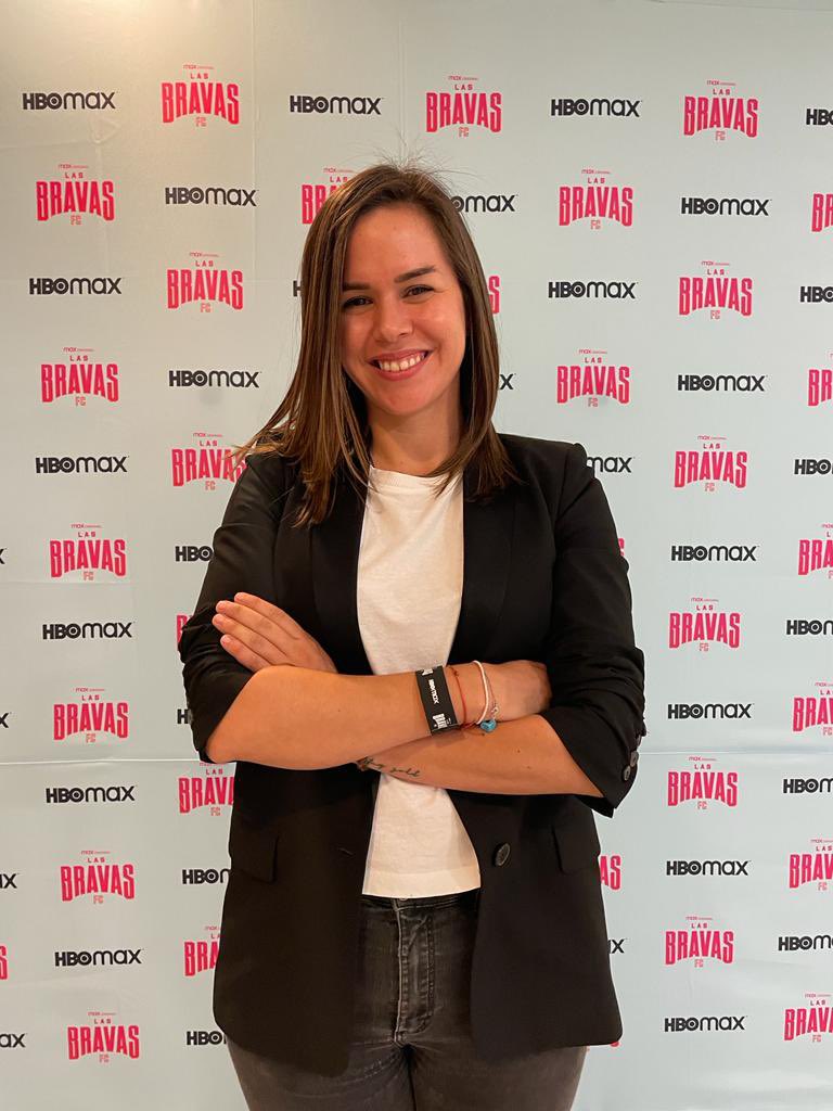 WTH_Agency's tweet photo. Ya estamos en la premiere de #LasBravasHBOMax con Paula Rendón (@paularendon), una de las escritoras de la serie.

¡Encuéntrala ya disponible a través de @HBOMaxLA! ⚽️✨ https://t.co/N7I2My386R