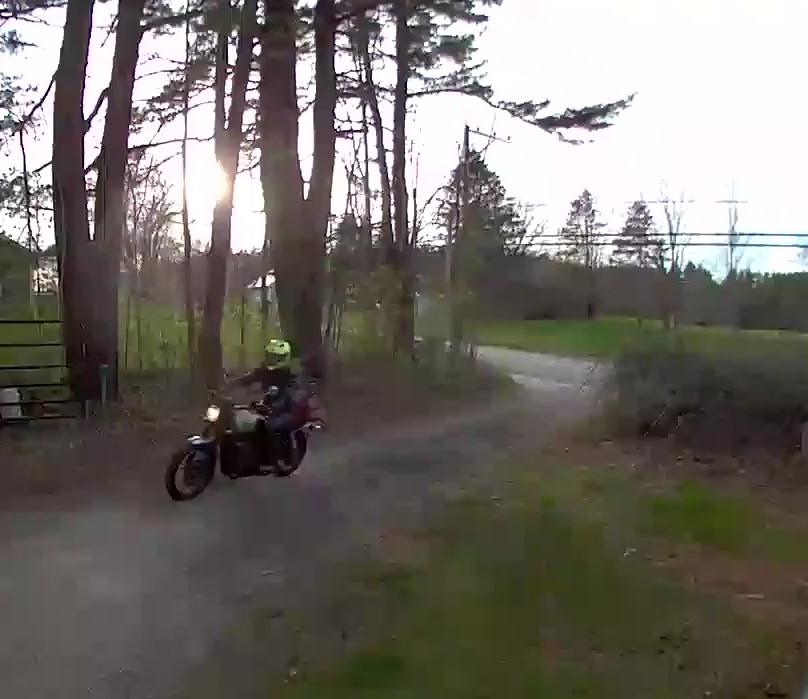 jjenksseymour's tweet photo. Ride!
#motorcycle #ride #biker #paralleltwin #britishiron #triumph #bonneville #scrambler #motorbike #motorcycles #advrider #bikersofinstagram #fortheride https://t.co/8DqKPZXYf6