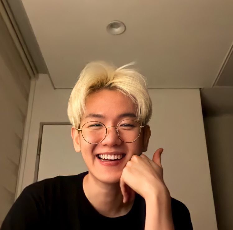 kamjagyaa's tweet photo. Happy birthday my love 
sehat-sehat terus yaa💗
#터래기야_큥생일축하해_보내줘
#HappyBaekhyunDay #해피큥데이 #weareoneEXO https://t.co/YXnk9PQP2q