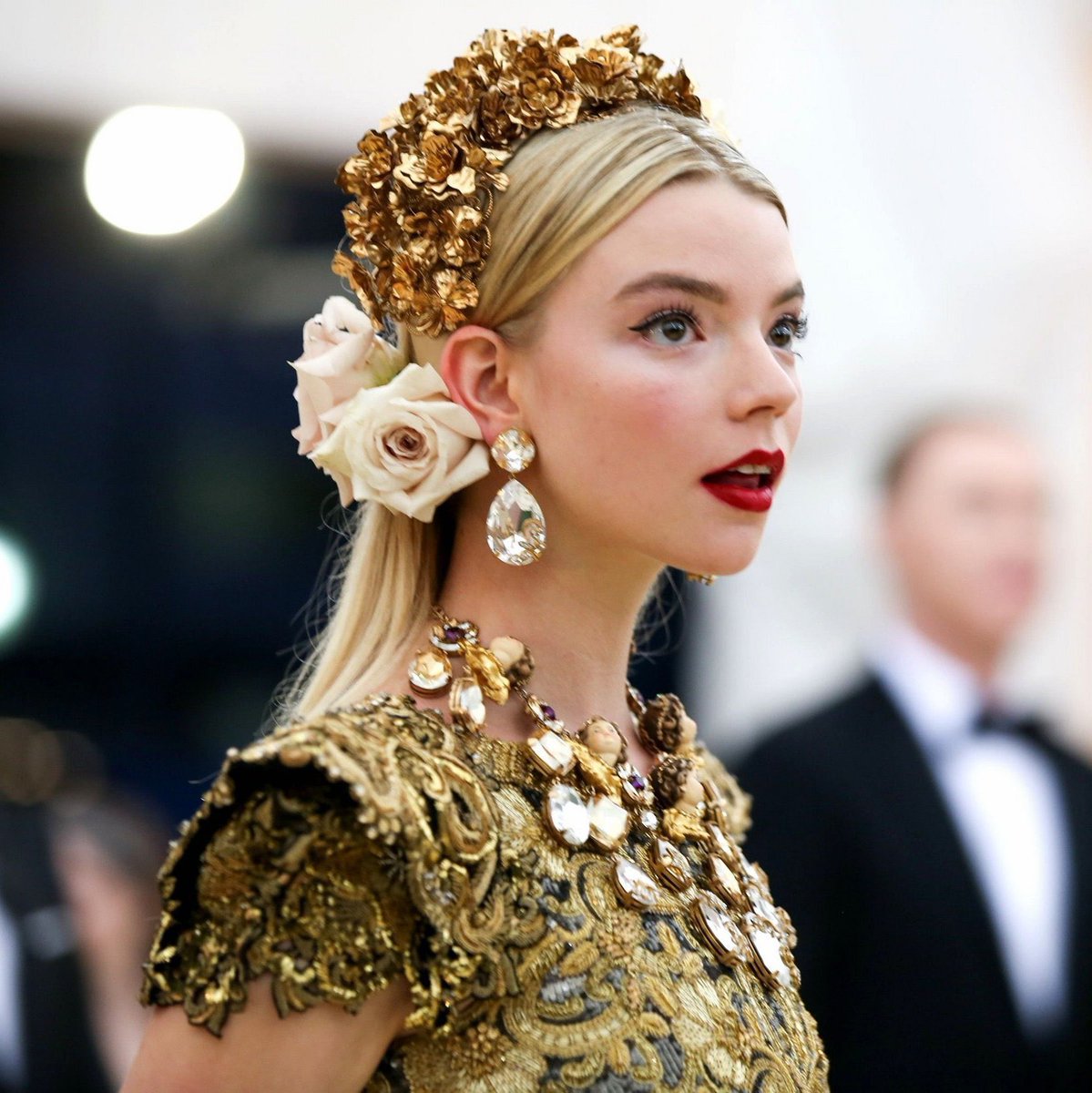 While I don’t attend this year’s MET Gala, we can always have a major throwback.

This was the 2018. I love, love, love wearing the matching crown of flowers. It makes me feel like a queen.
