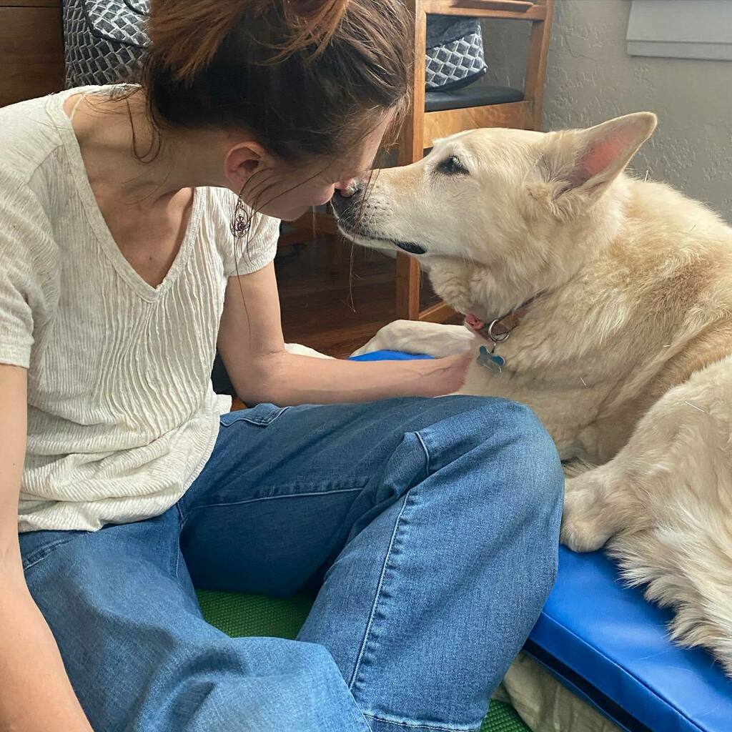 It’s been a weird and worrying week, but I’m thankful for all the birthday love and bees in blossoms and beautiful moments with our elder dog. She’s 16 and I’m 43 and we’re both feeling lucky to be surrounded by such good friends. Thank you!

#thisis43 #… instagr.am/p/CdM1OGis3EI/