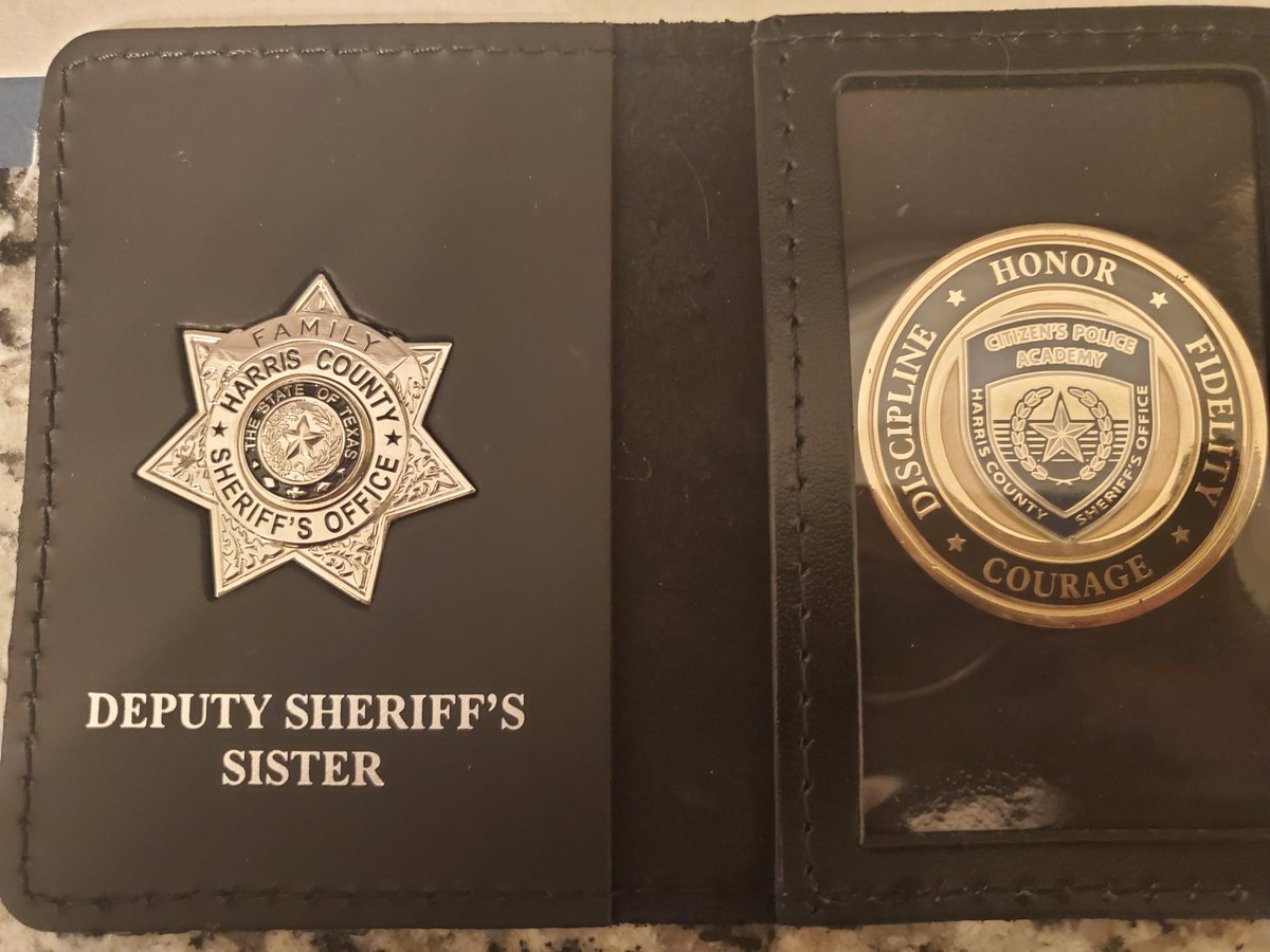 DannyTrigosok29's tweet photo. Super honored and happy to completed another milestone. HCSO'Citizens Academy.Thanks for the leadership of Dir. Fortune and my madrina https://t.co/zAxkcZ45O3, women of honor and respect. Girls power😊👩‍✈️💪
@HCSO @SheriffEd_HCSO @HCSO_LECommand https://t.co/lwxQWYel9q