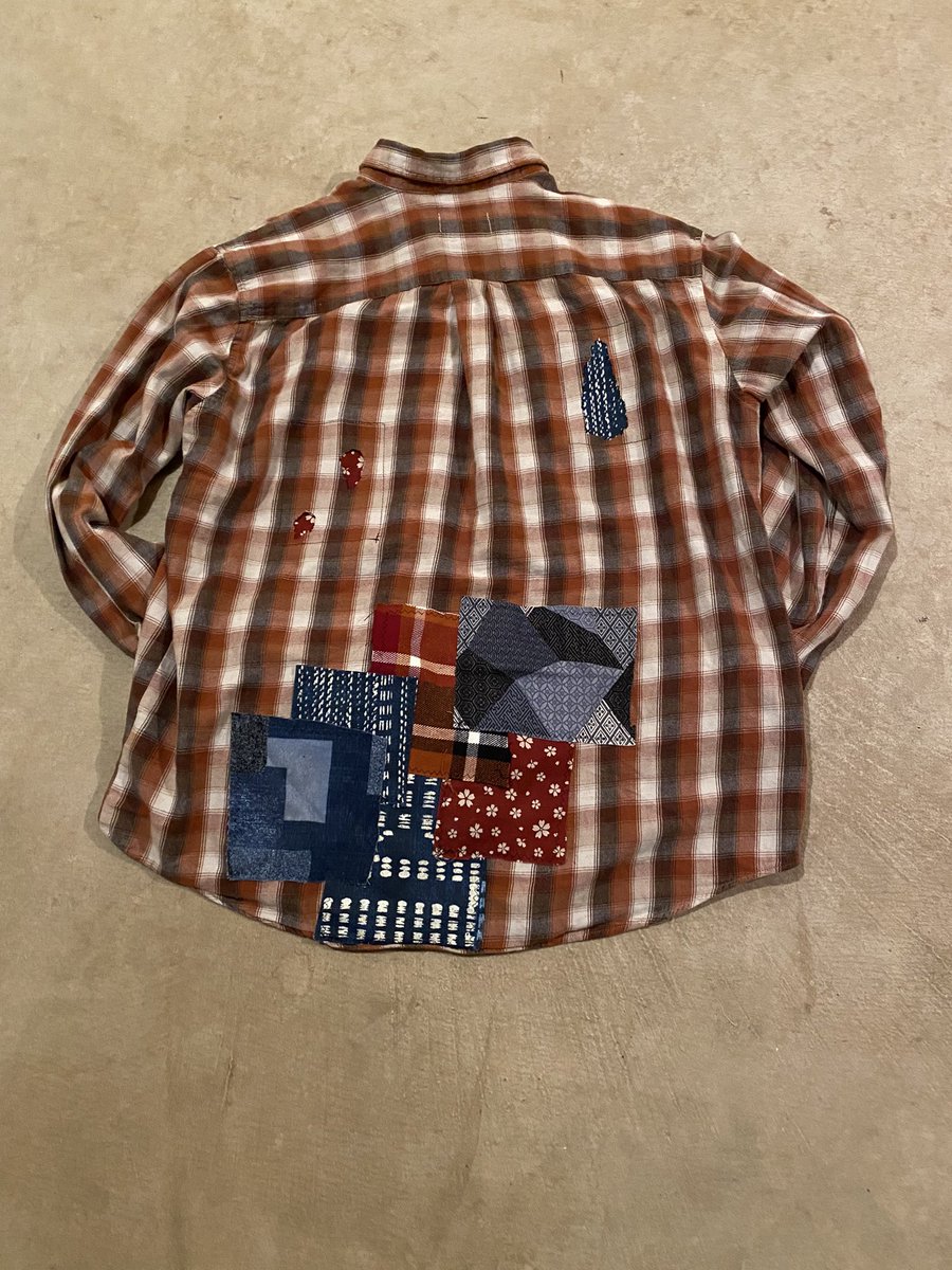 BoroChemist's tweet photo. Not tryna blow up like crazy jus wanna get noticed so I can sell a few of my pieces and make some rent money. Share/retweet for tha love? https://t.co/cHxaiZf1hW