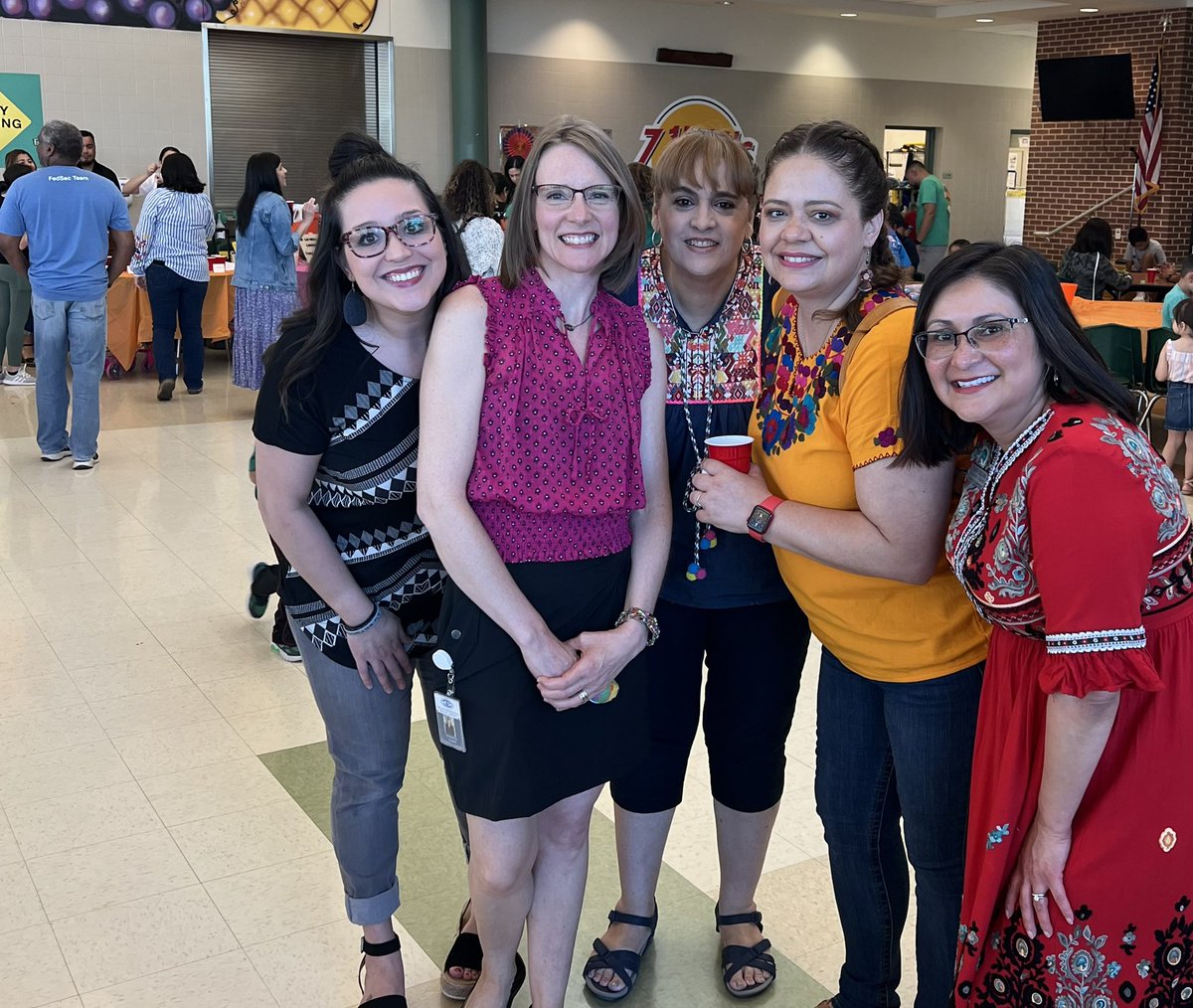 Awesome Cinco de Mayo school event! 🇲🇽