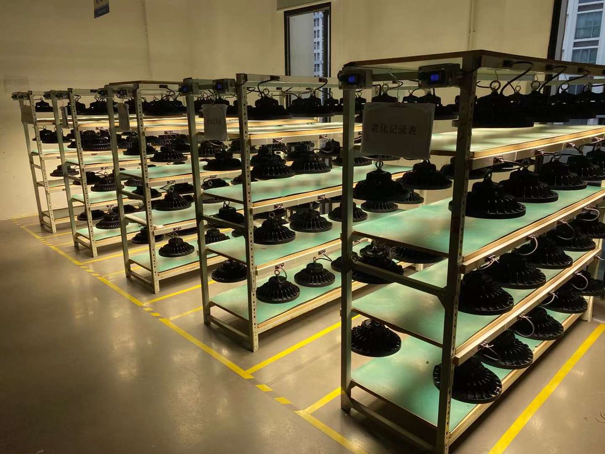 Diana39495501's tweet photo. 😻😻GTL Lighting economic highbay FHBL SERIES is very hot sale since from 2021, Reliable supplier + High-end Industrial LED Light is your smart choice.👏👏
#led #highbay #highbaylight #ledhighbay #ledlighting #warehouse #warehouselighting #ufo #ufohighbay #ledlighitng🤓🤓 https://t.co/mejnyrhBuW