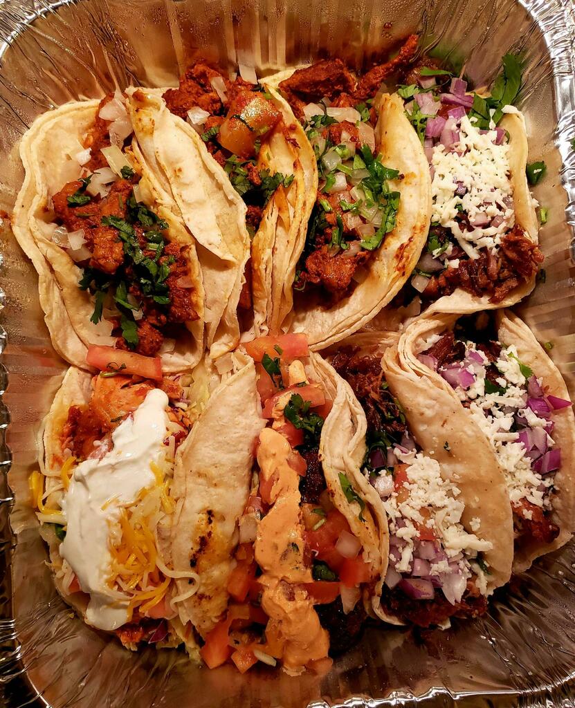[I ate] Tacos. #viral #trending #foodie #foodblogger #foodphotography #ff #tbt #ico