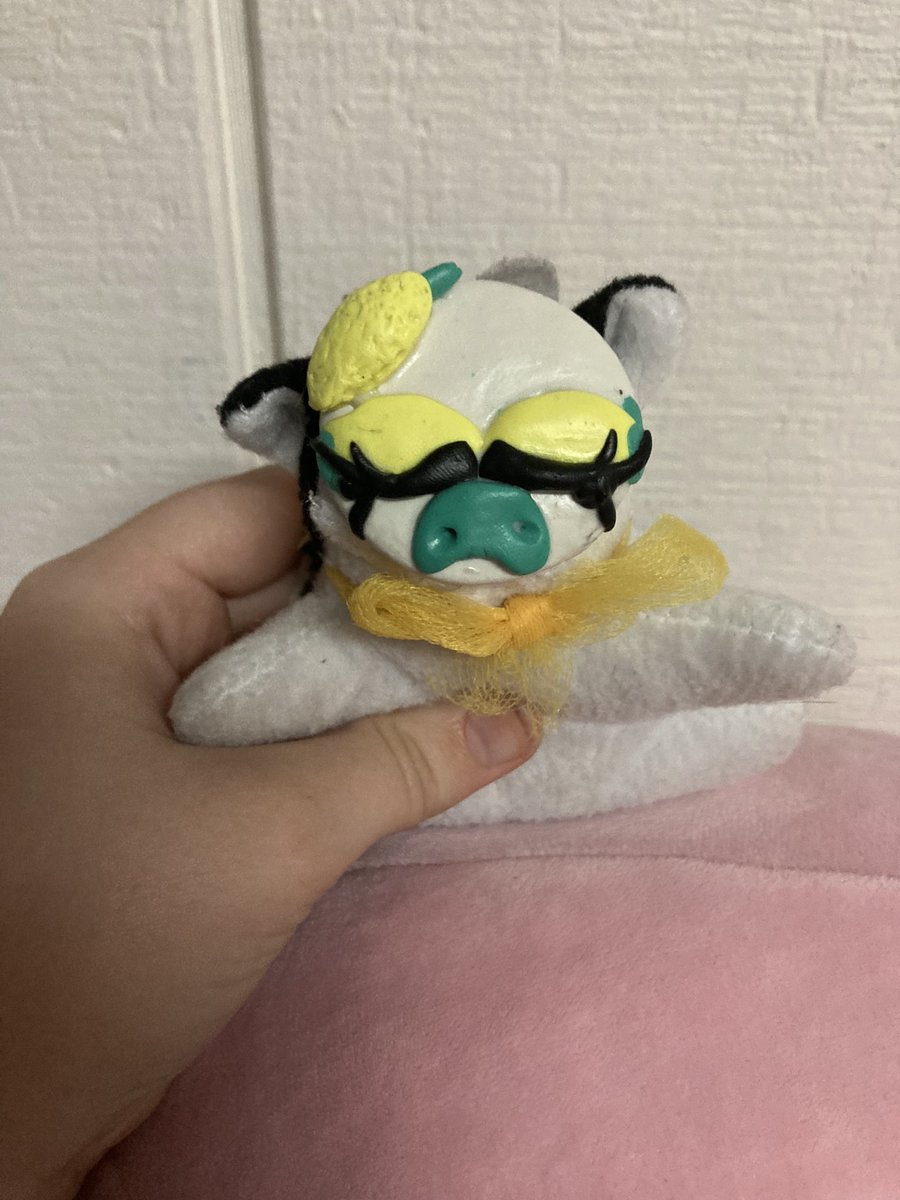 ProjectBadlands's tweet image. Just made this set of cuties today 💗💗💗 might start selling on Etsy so keep an eye out!  #clayfacedoll #clayfaceplush #clayfaceplushie