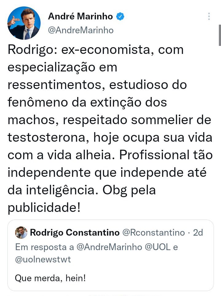 AleMarchi9's tweet photo. Marinho fez um epitáfio pra colocar na sepultura do Rodrigo Constantino? 
Se você não conhece o maior lambe-bolas do Bolsonaro (apelidado por Olavo de Carvalho como Rodrigo Cocô), segue a biografia abaixo: #RodrigoConstantino #RodrigoCoco #vassalo #cadelinhaDoBozo #LambedorDeBola https://t.co/PGZXri5zEt