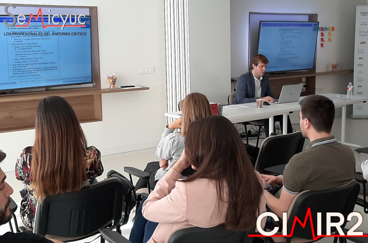 El Dr. David Pérez (GT Insuficiencia Respiratoria Aguda) analiza con nuestros residentes el uso del respirador en casos de agudización asmática como parte final del taller de Ventilación Mecánica de esta mañana en el #CIMIR2 #eligelauci #medicinaintensiva