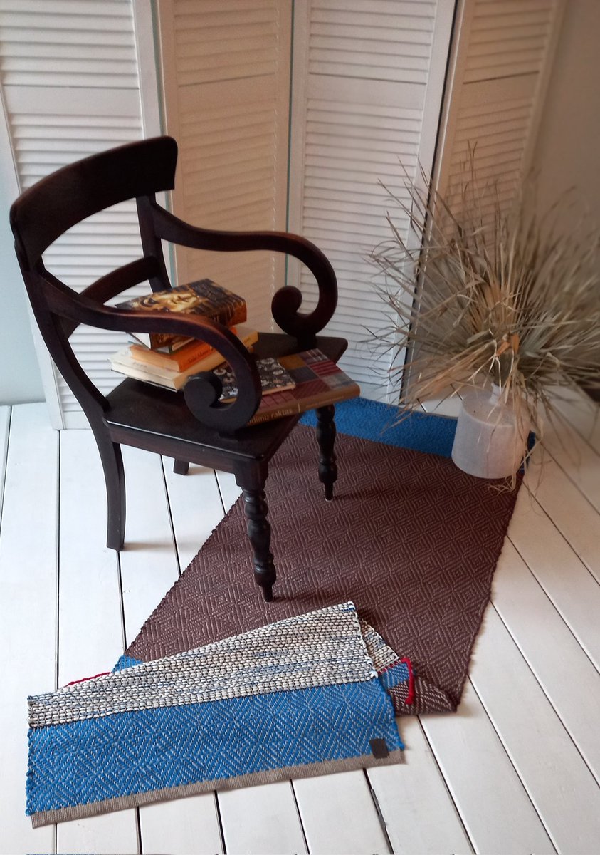 an_ercia's tweet photo. Let's sit down for reading....

Handmade rug runner
Made from 100% linen
Lenght-2meter
Width-72cm

#rug #rugrunner #handmade #linen #erčia https://t.co/xzpWaTdCXt
