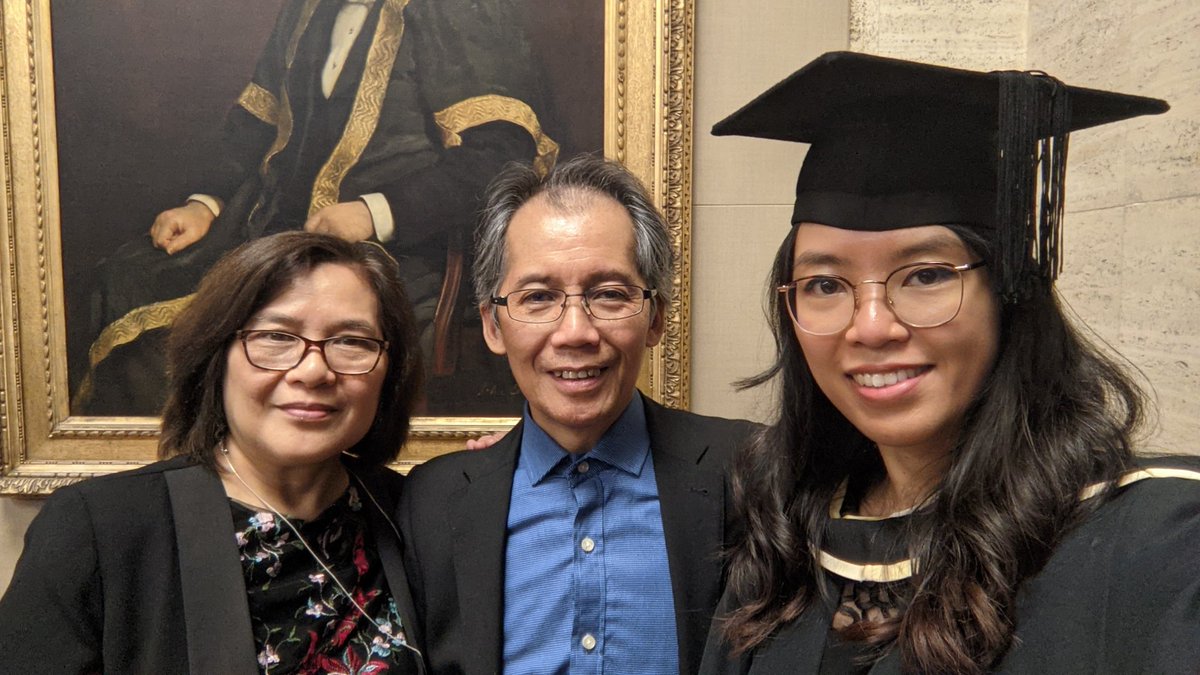 Graduate in MSc Computer Science with a distinction 🎓 My parents always insist on coming to these things only to compare the canapés from the last big thing I did 🤦🏻‍♀️ #graduation2022  #graduationday