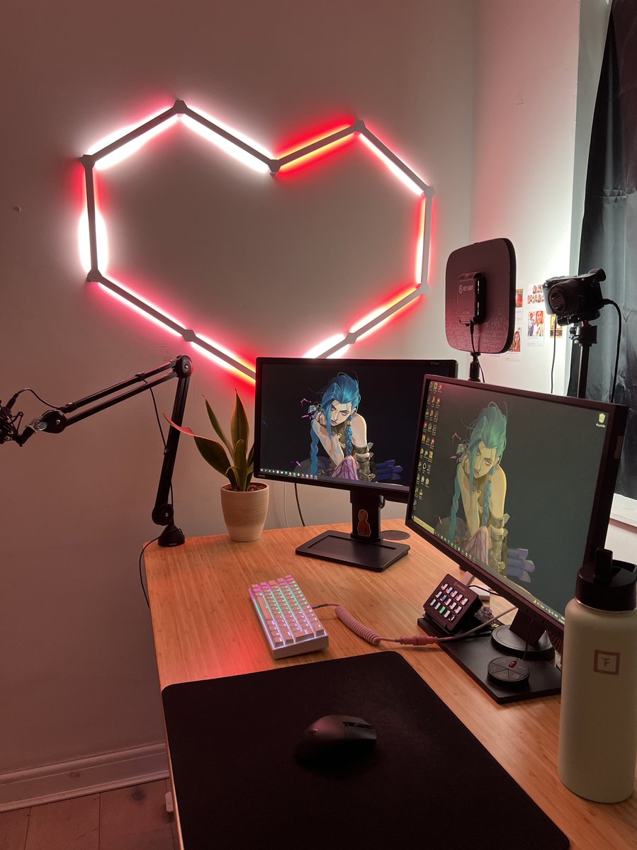 karagii's tweet photo. i was able to design my cozy #battlestation with @nanoleaf’s #RGBuff builder & you could win your RGBuffed setup from your build too ❤️🔥
giveaway details are available during the final step of the builder! #NanoleafRGBuff
➡️ https://t.co/ocmzK3I9pM
and share your build~ https://t.co/FUObqeaHsF