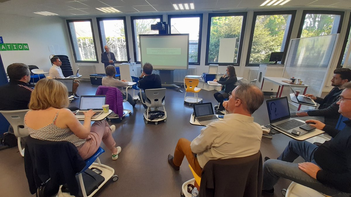 "Enseigner avec des outils numériques : quelle valeur ajoutée ?" 
Intervention de Thierry PIOT, Cirnef, à la journée d'échanges autour du BYOD à @Canope_14 
<a href="/DraneNormandie/">DRANE Normandie</a> <a href="/RegionNormandie/">Région Normandie</a> <a href="/ac_normandie/">Académie de Normandie</a>