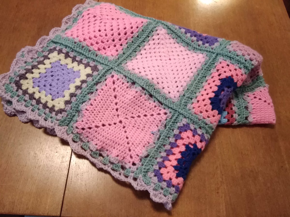EmbleyArt's tweet photo. Earlier in the year the school community knitted and crocheted an incredible 700 squares to ‘yarn bomb’ our school. Those squares have been washed, disassembled and reassembled to make blankets to donate to Wooly Hugs, a charity providing support to those in need. https://t.co/iMUdSlbsJ9