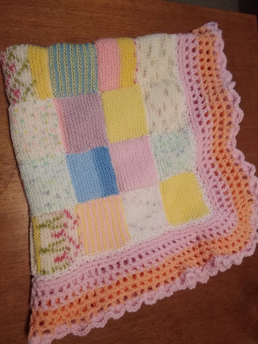 EmbleyArt's tweet photo. Earlier in the year the school community knitted and crocheted an incredible 700 squares to ‘yarn bomb’ our school. Those squares have been washed, disassembled and reassembled to make blankets to donate to Wooly Hugs, a charity providing support to those in need. https://t.co/iMUdSlbsJ9