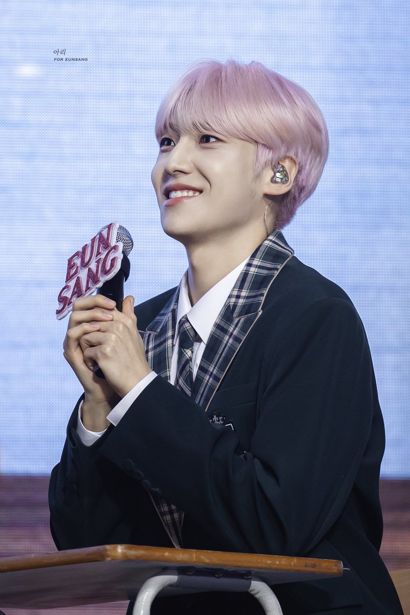 아리✨ tweet media