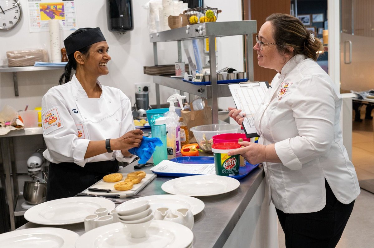 BidfoodUK's tweet photo. We thoroughly enjoyed hosting the regional heats for School Chef of the Year #SCOTY earlier this week! Here's some snaps from the day! 📸🧑‍🍳 
@LACA_UK https://t.co/nB1Jl0ploJ