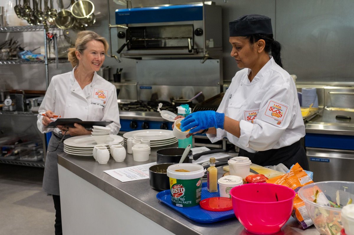 BidfoodUK's tweet photo. We thoroughly enjoyed hosting the regional heats for School Chef of the Year #SCOTY earlier this week! Here's some snaps from the day! 📸🧑‍🍳 
@LACA_UK https://t.co/nB1Jl0ploJ