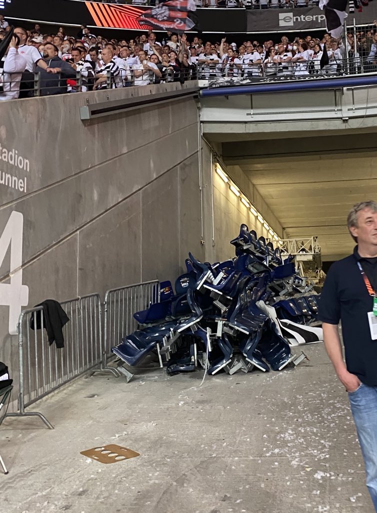 kaaydaviesPR's tweet photo. How many chairs can Frankfurt fans rip out and lob in 90 minutes you ask?
The answer is a shit tonne, actually. 😅 #FRAWHU https://t.co/fZ34agaDxB