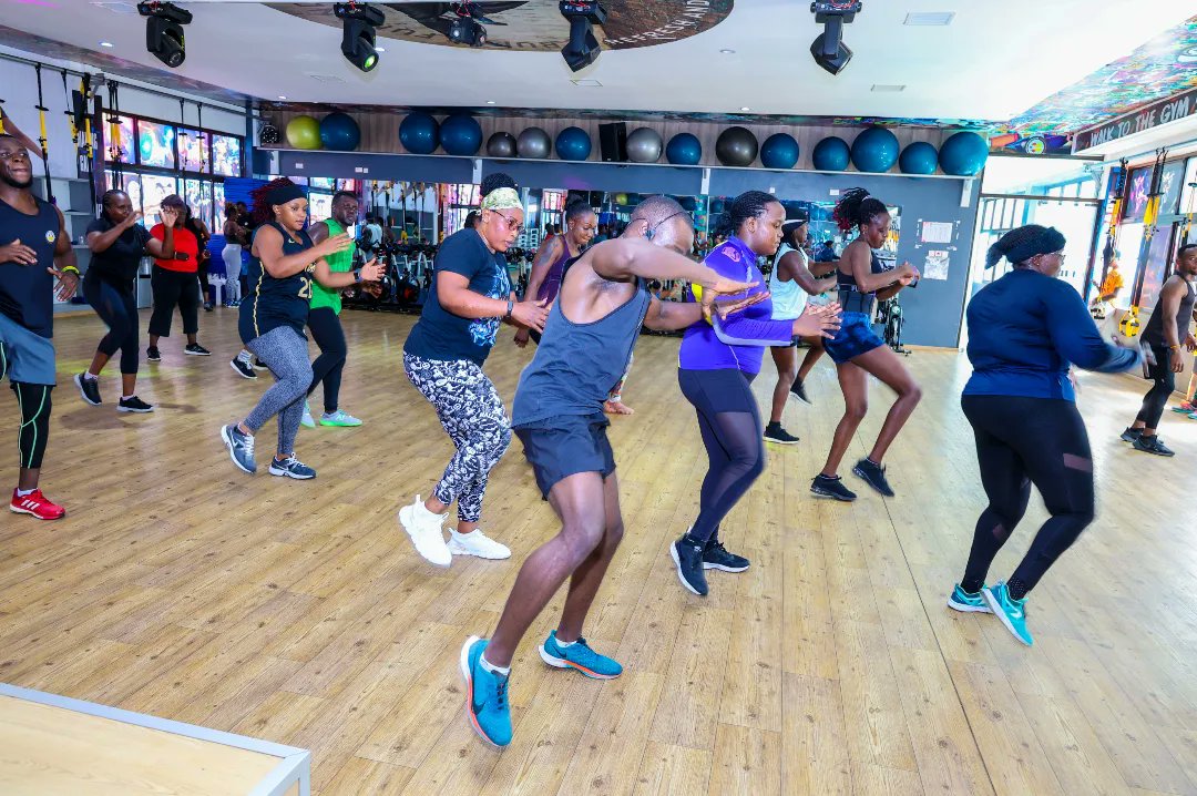 RupazFitness's tweet image. Don&apos;t just show up, show out

#fitnessinstructors #fitnessclass #studioclass #gym #workout #fitnessmotivation #rupazhealthnfitnesscentre #rupasmall #eldoret