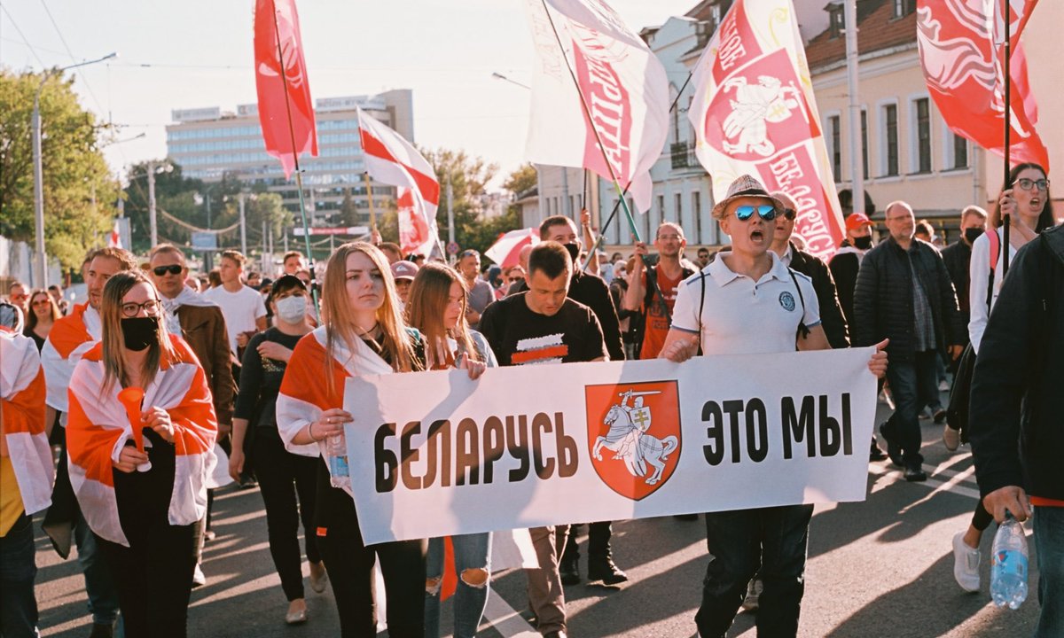 “Thank God we have a Dictatorship” - in our new #elmarb blogpost Amelie Tolvin discusses the latest Belarus’ referendum, its results and implications
https://t.co/44gQkZUY9n https://t.co/pqUGmX0tim