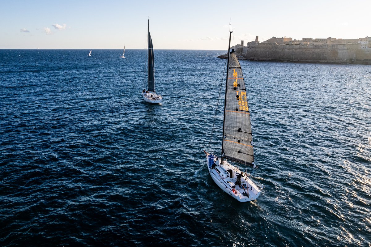 rmyachtclub's tweet image. Round Comino Double Handed Race - mailchi.mp/55eb8c968b99/r…

#RMYC #DoubleHanded #Sailing #Yachting
