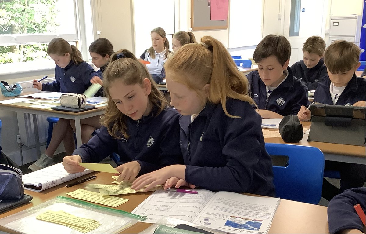 DunottarSchool's tweet image. Year 7 pupils are diving into a fact-finding mission on the Haiti earthquake. Researching the where, when, why, how and what. #WarriorLearning #Collaboration