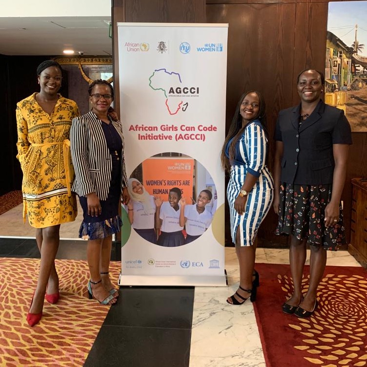 refactory_acad's tweet photo. #WomenInTech
We are really proud of our refactory alumni who are taking part in the African Girls Can Code Initiative (AGCCI) Training of Trainers, an initiative commissioned by @unwomenuganda
#TransfromingTechCareers #TechDoneRight #WomenCanCode https://t.co/j4BxDfMKFu