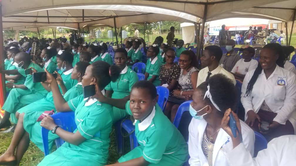 tb_uganda's tweet photo. A number of medical officers at the #WorldTBDay2022 in Lira.
TB is preventable, treatable and curable.
@MinofHealthUG
@IDIMakerere
@USAIDUganda
@ObulamuUganda
@endTB
#tuberculosisawareness
#WorldTBDay2022
#tuberculosis
#EndTBUg https://t.co/cTTlNOTITo