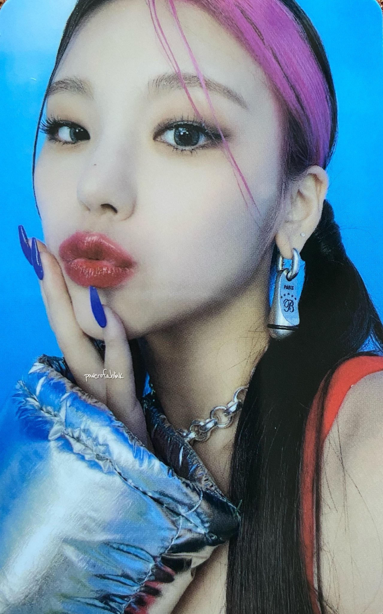 【リア withdrama ヨントントレカ】crazyinlove ITZY リア withdrama ヨントントレカ】crazyinlove ITZY - メルカリ