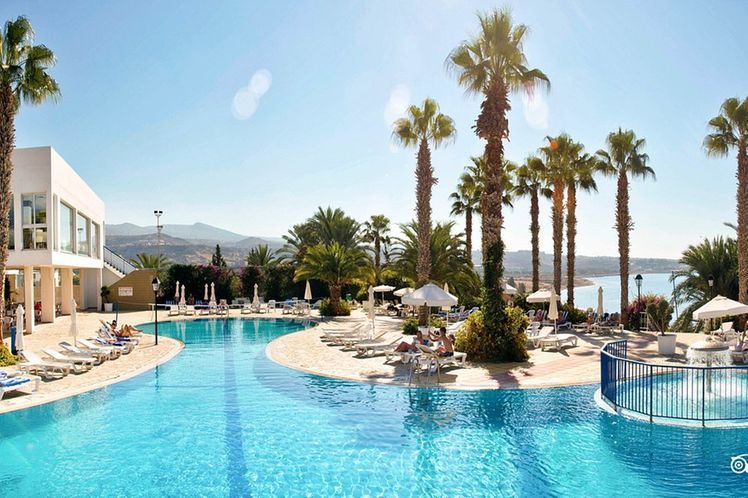 ☀ 4* All Inclusive Cyprus Week fr £399pp
🤩 Ascos Coral Beach
🤩 Great location
🤩 Swimming pool
🤩 Entertainment
✈ Depart Selected UK airports
💰 Deposits from just £49pp Available
👉 All the info -- bit.ly/3MU0pjh
#Cyprus #allinclusiveholidays #Summer2022