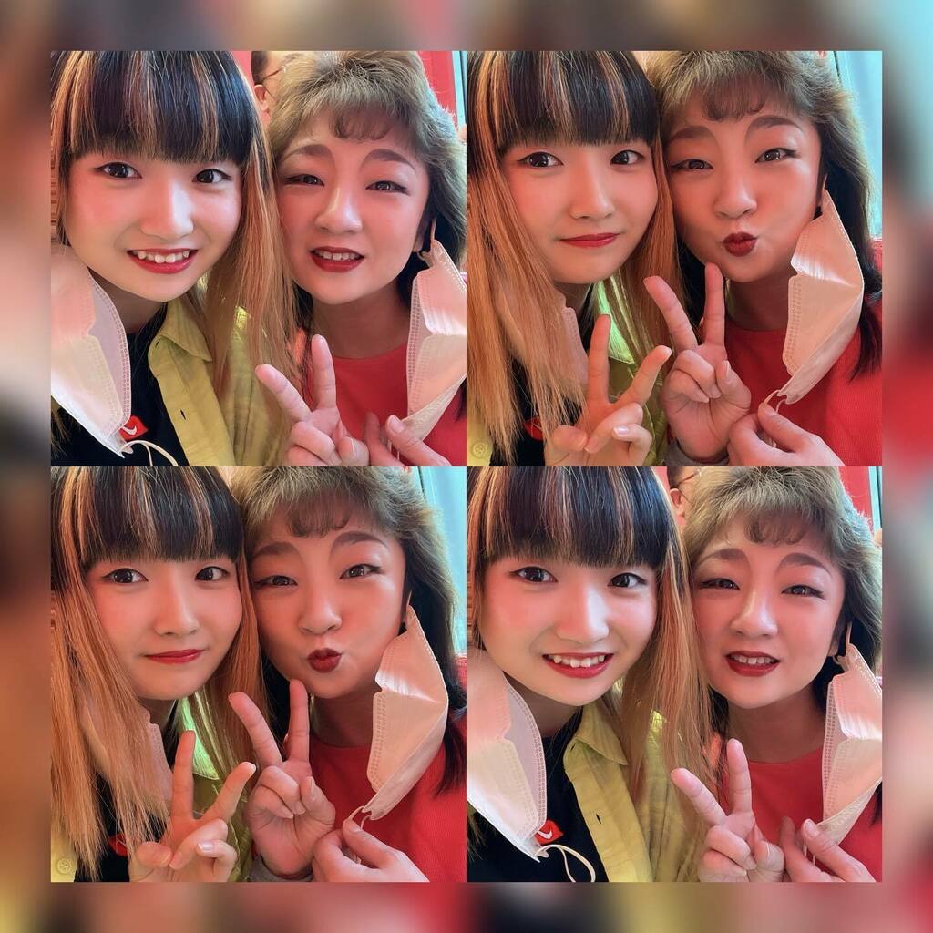 Tmt518's tweet photo. .
.
👑Happy Birthday Mom👩🏻👑
.
.
.
ままおめでとう！！！
これからもずーーっとだいすき🧡🧡 https://t.co/Fhd6s1RgL9 https://t.co/6gwoqasblj