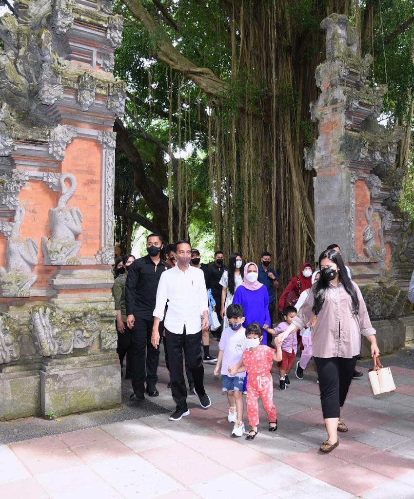 Joko Widodo tweet media
