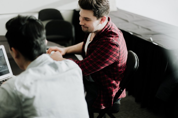 theteamhustler's tweet photo. There are many reasons why people like young entrepreneurs. They are often passionate, hard-working, and driven to succeed. Read more...

https://t.co/Nobpws65e4

#startup #entrepreneurs #entrepreneurship https://t.co/fsZShHxQQs