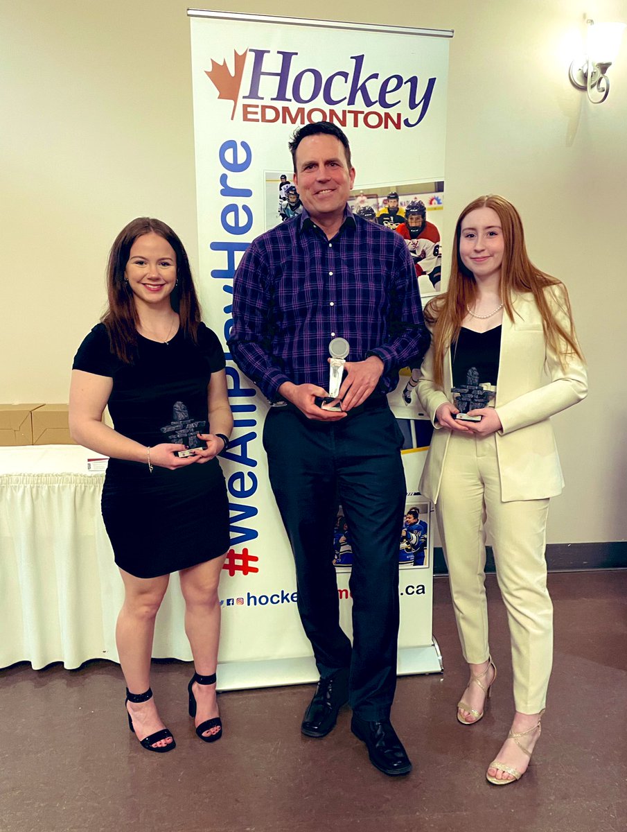 EdmFemaleAC's tweet image. #PandaPride at tonight’s Hockey Edmonton Awards Banquet:
RON BRODEUR SCHOLARSHIP AWARD
⭐️U18AAA Panda Shaelyn Hopkins
⭐️U18AAA Panda Sydney Dutertre
MICHELLE 'MOOSH' TYMCHUK MANAGER OF THE YEAR AWARD
⭐️U18AA Manager Scott Bezubiak
HOCKEY ALBERTA AWARD
⭐️U18AAA Coach Joel Lenius