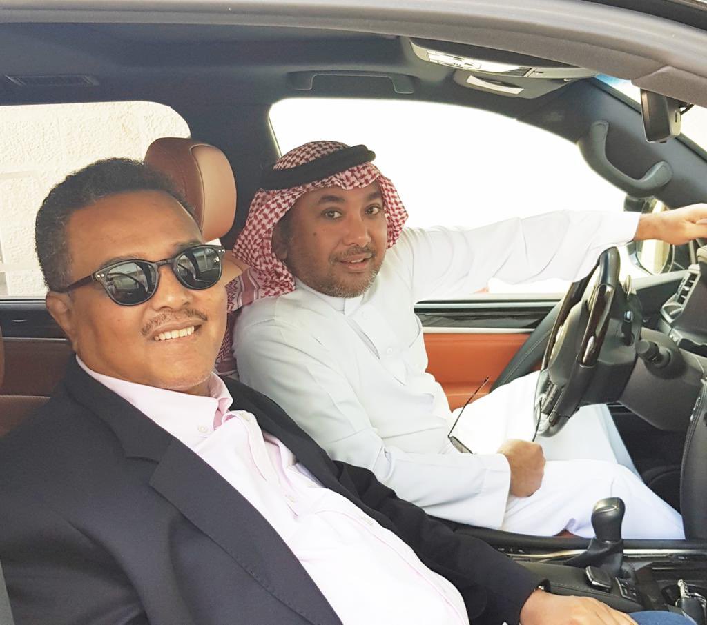 salehalshadi's tweet photo. مع الاهرامات الثلاثة .. تاريخ من العطاء والجمال والتميز . https://t.co/uLkoh3tlDC