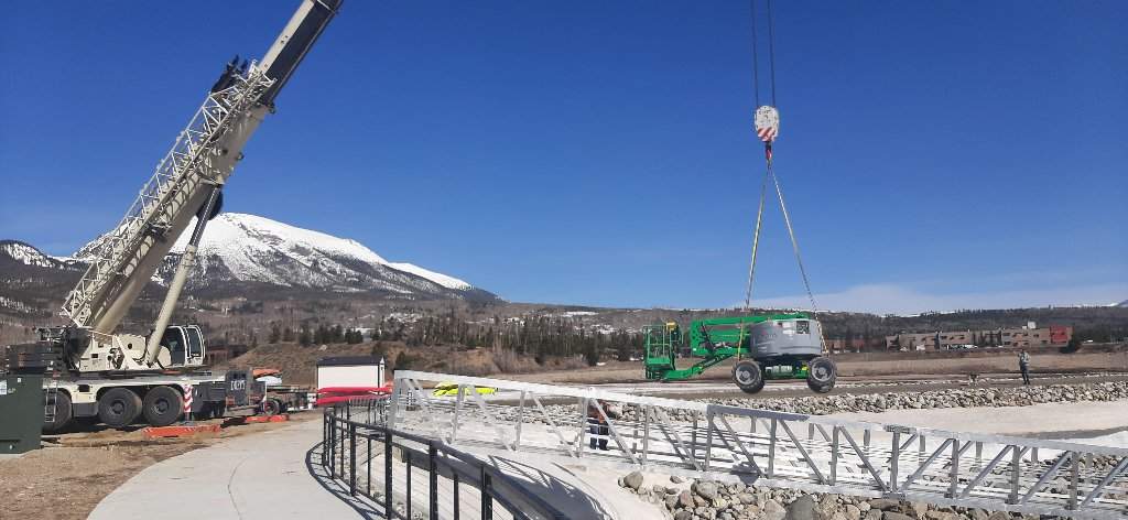 D_H_United's tweet image. Wow, this picture shows the diversity and size of the geography we cover. It is in the 90’s in most of our coverage area but in Colorado we are working in the snow! #DHunited #coveragearea #geography #snow