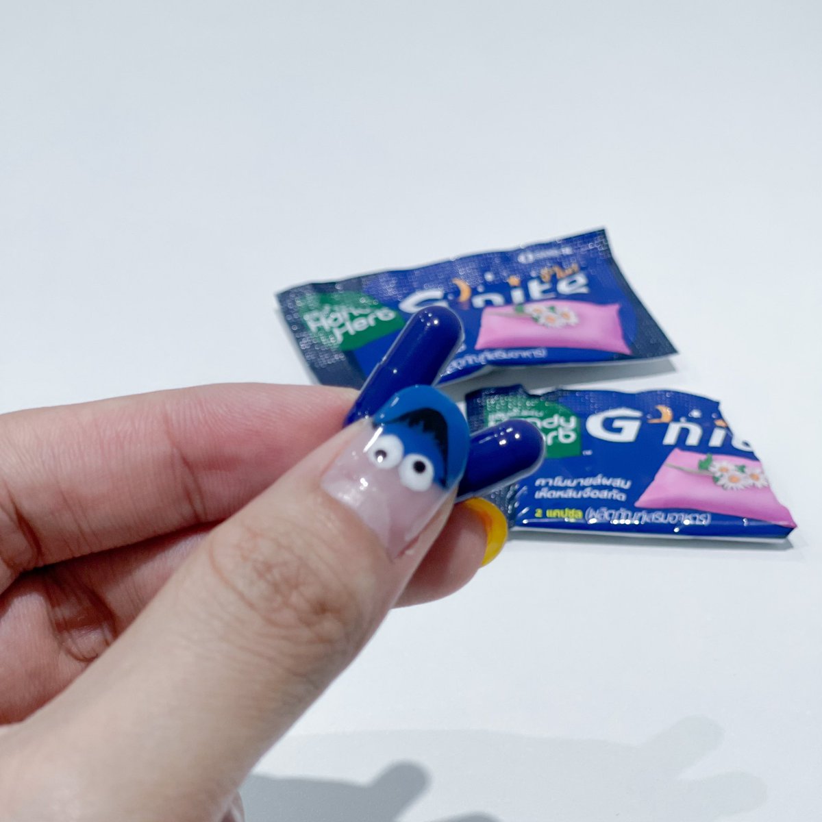 bbommx's tweet image. ช่วงไหนที่นอนไม่ค่อยหลับ นึกถึง G Nit เลย 2 เม็ดก่อนนอนแปปเดียวป๊อกเลย หลับสนิทหลับสบาย หลับลึกมาก ตื่นเช้ามาคือสดชื่นเลย ตัวช่วยที่ดีสำหรับคนนอนไม่ค่อยหลับ คนนอนยาก ควรมีติดบ้านไว้  #ปิดประตูความคิดหลับสนิททั้งคืน #ก่อนนอนคืนนี้ต้องGnite