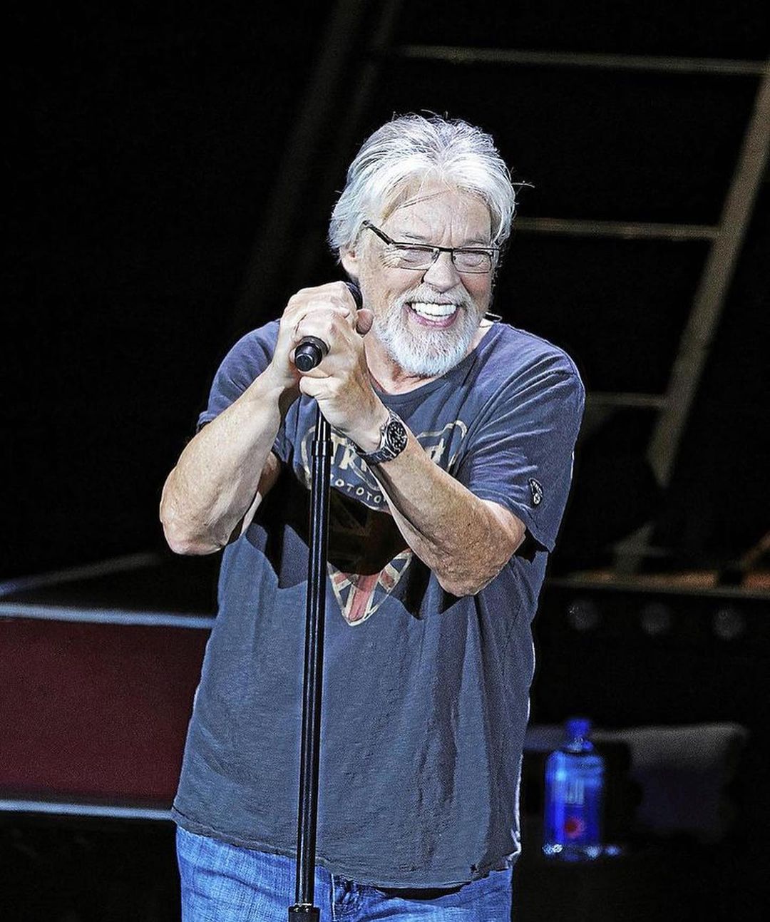 Happy Birthday to Bob Seger (May 6, 1945). 