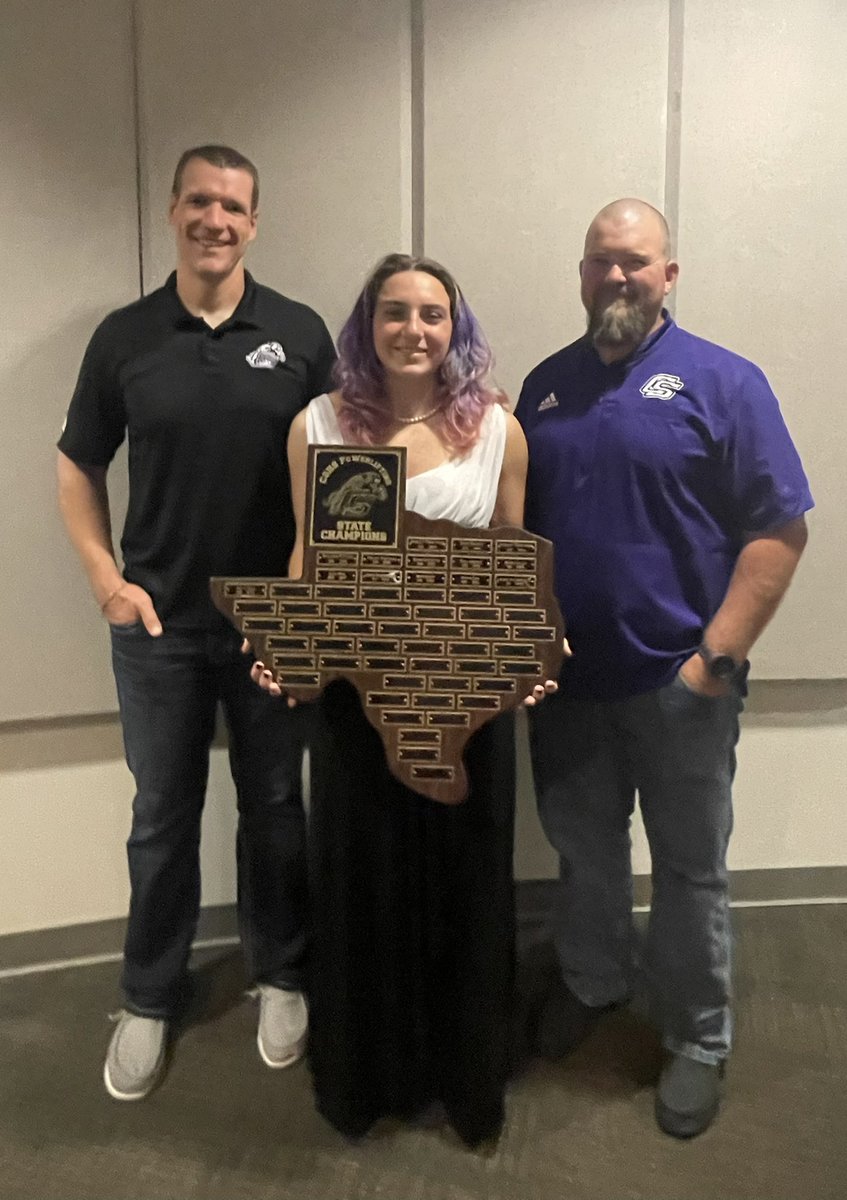 Fayth_Ham's tweet photo. 💜🏋️‍♀️💜CSHS Powerlifting Banquet!
An amazing Sr. Class and they leave a legacy at CSHS. So proud of all of these kids. It was a special and incredible night. 

🏆👩🏻‍🎓🏋️‍♀️Fayth was named to the 2022 ALL-STATE ACADEMIC ELITE TEAM by the Texas High School Womens Powerlifting Association https://t.co/kOMNVtprwy