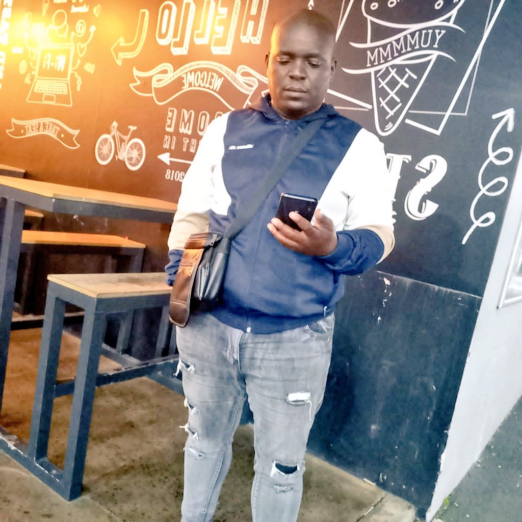 Spitcho7's tweet image. I haven't seen usisi omumbi here on Twitter why vele haybo