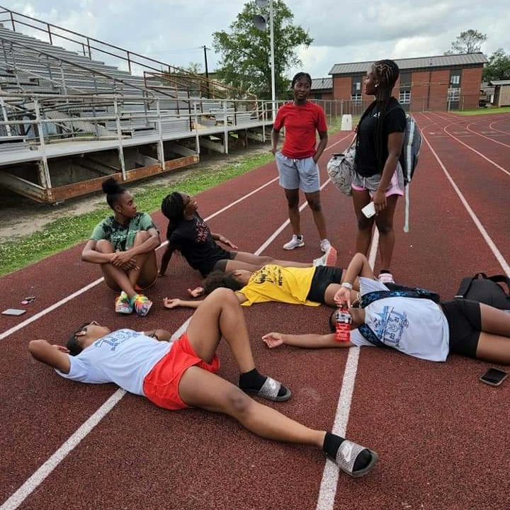coach_vital's tweet photo. Final day of practice....next up---->State
#LCCP #family #phil413 https://t.co/jkcZ836sIO