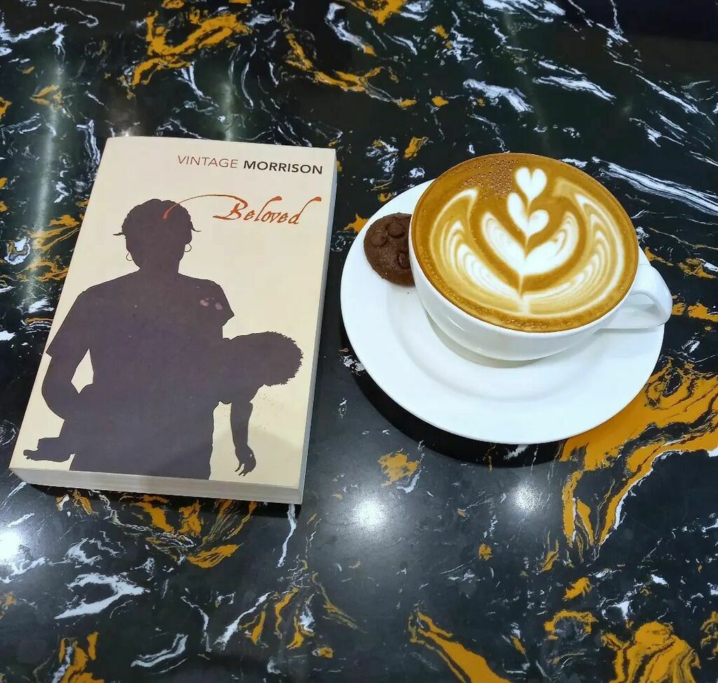 faith_nzama's tweet photo. Good morning, Reader! And happy Friday. ๐ซ I'm still doing my #ReadingLikeRory challenge & one of the books on the list is Beloved. I have had this book for a little over a year but I couldn't pick it up yet because I was waiting for the #ReadingToni โฆ https://t.co/DVUPiB3hHX https://t.co/eMQv0YmKqu