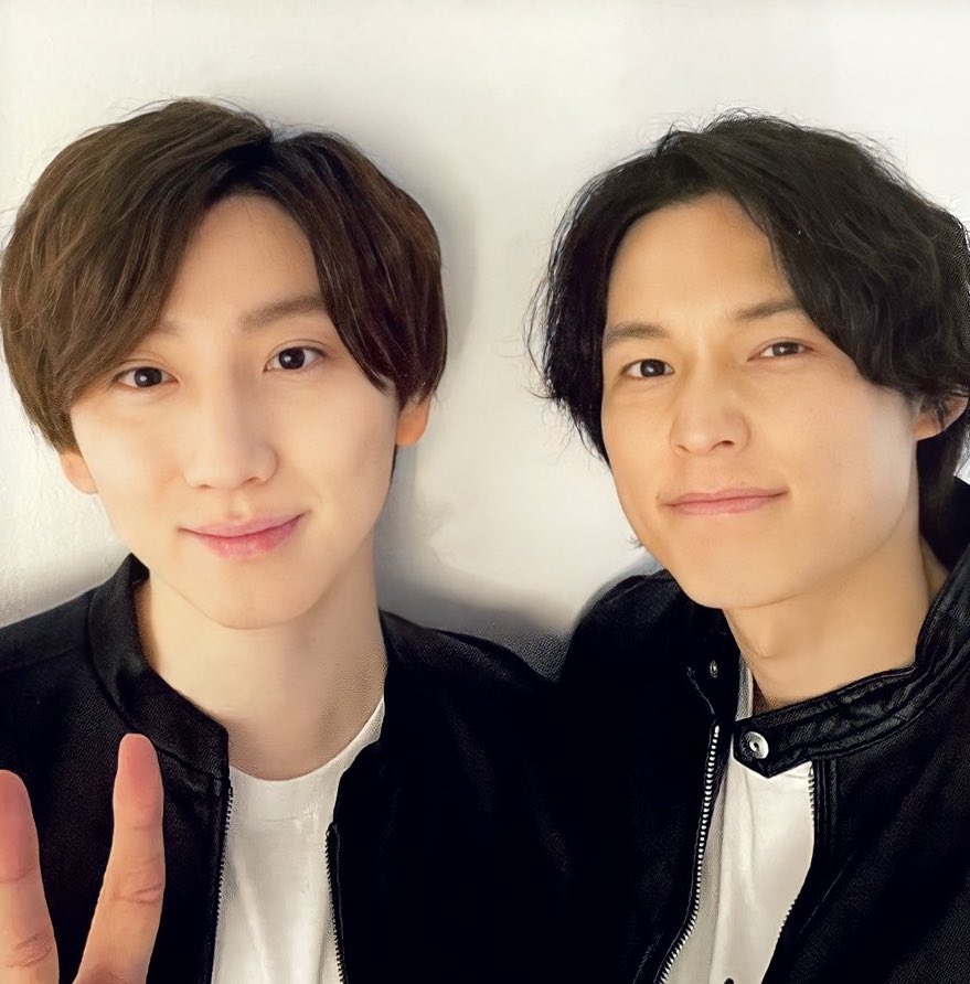 ix_gin's tweet photo. これ、甘え顔ですよね？
ね！？ねええええ！？！？
どっちも顔ぎゅっとしてるんだけど

#きょもほく https://t.co/RJeeQwqZhv