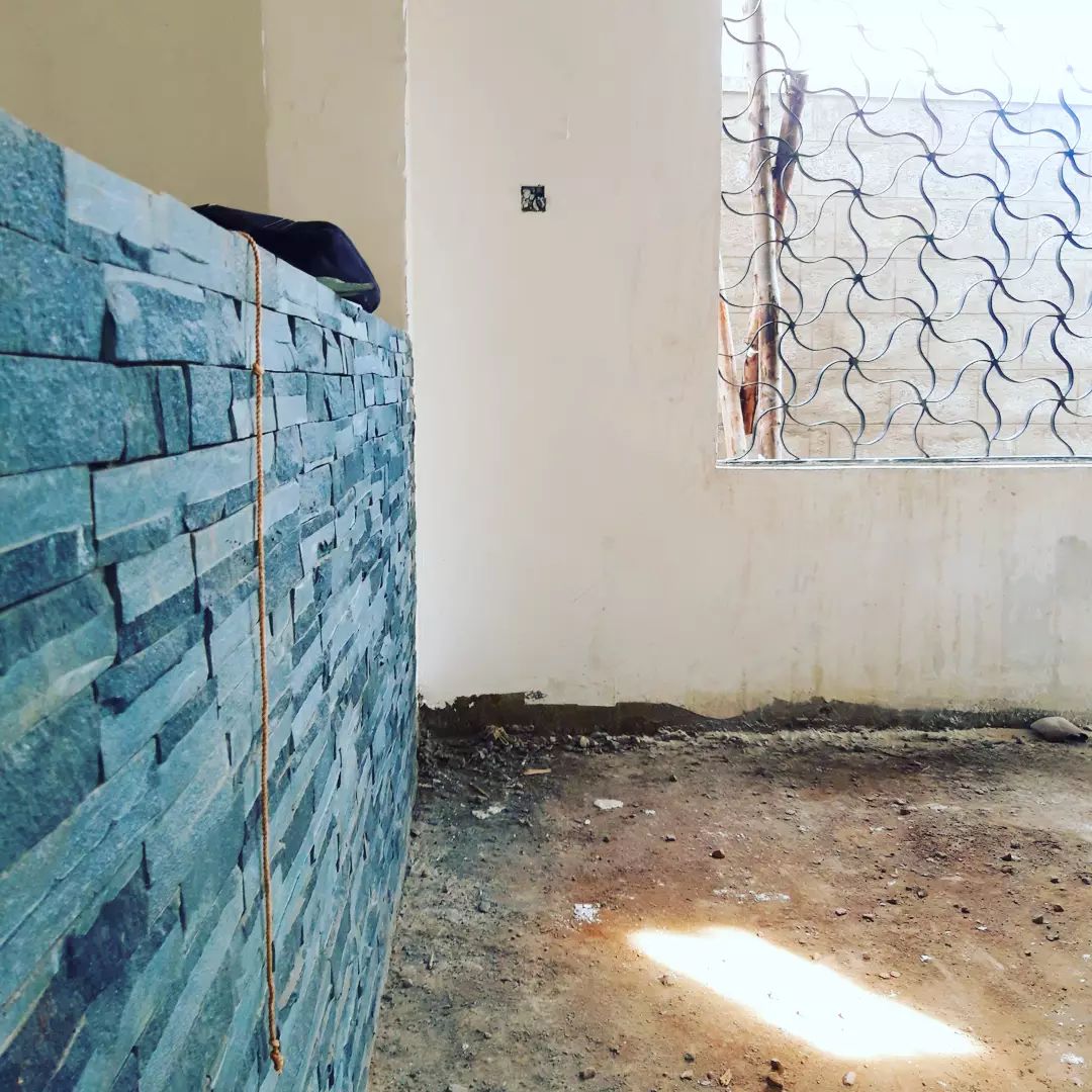upcycleworks's tweet photo. Stone is possibly the greatest gift of the earth to human construction. The ability of stone to be readily split manually into thin sheets, capable of resisting breaking under considerable loading, has made it highly desirable.

How best do you love stone in your construction? https://t.co/lyeOamad0S