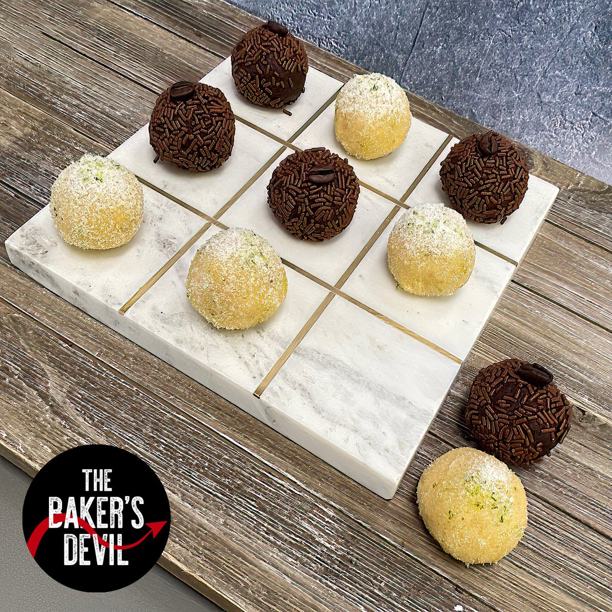 TheBakersDevil's tweet photo. Winner takes all! #Margarita and #Kahlua Spirit Balls from @thebakersdevil 
#tictactoe #tictactoegame
#torontosmallbusiness #gtabakery #onlinebakeshop #gtasmallbusiness #gtabaker #burlingtonbakery #oakvilleontario #oakvillebakery #gta #cookiestoronto #torontocookies #gtacookies https://t.co/hyEnbNemc6