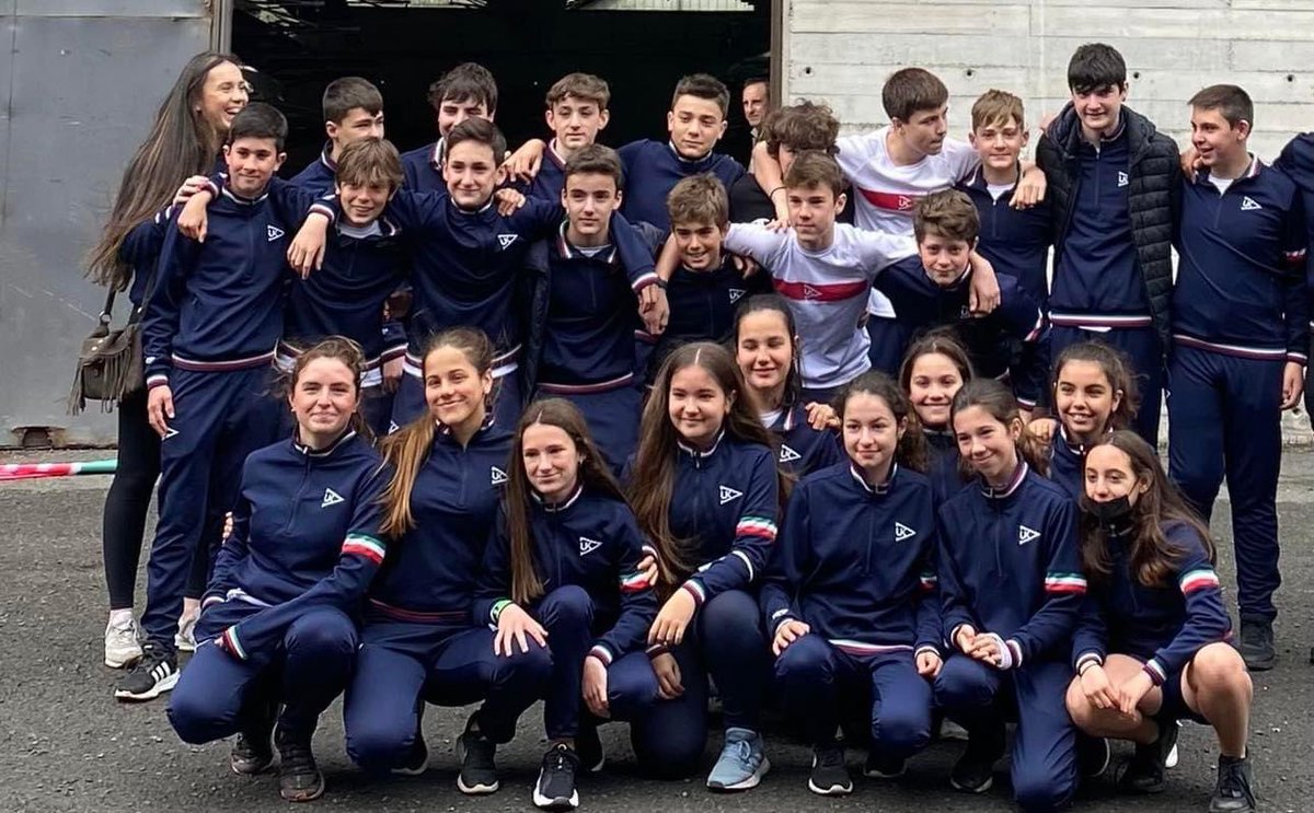 urkirolaksnd's tweet photo. Asteburuko Estropadak
Agenda fin de semana
📍Banyolas 7-8
Copa Primavera
Infantilak eta Alebinak
📍Legutiano 7
Euskadiko Txapelketa 8+
📍Libourne 7-8
Beteranoak
@fed_esp_remo @EuskalarraunaF @ekoloBIO @easomotor #arrauna #remo #copadeprimavera https://t.co/cdTdTnHgHF