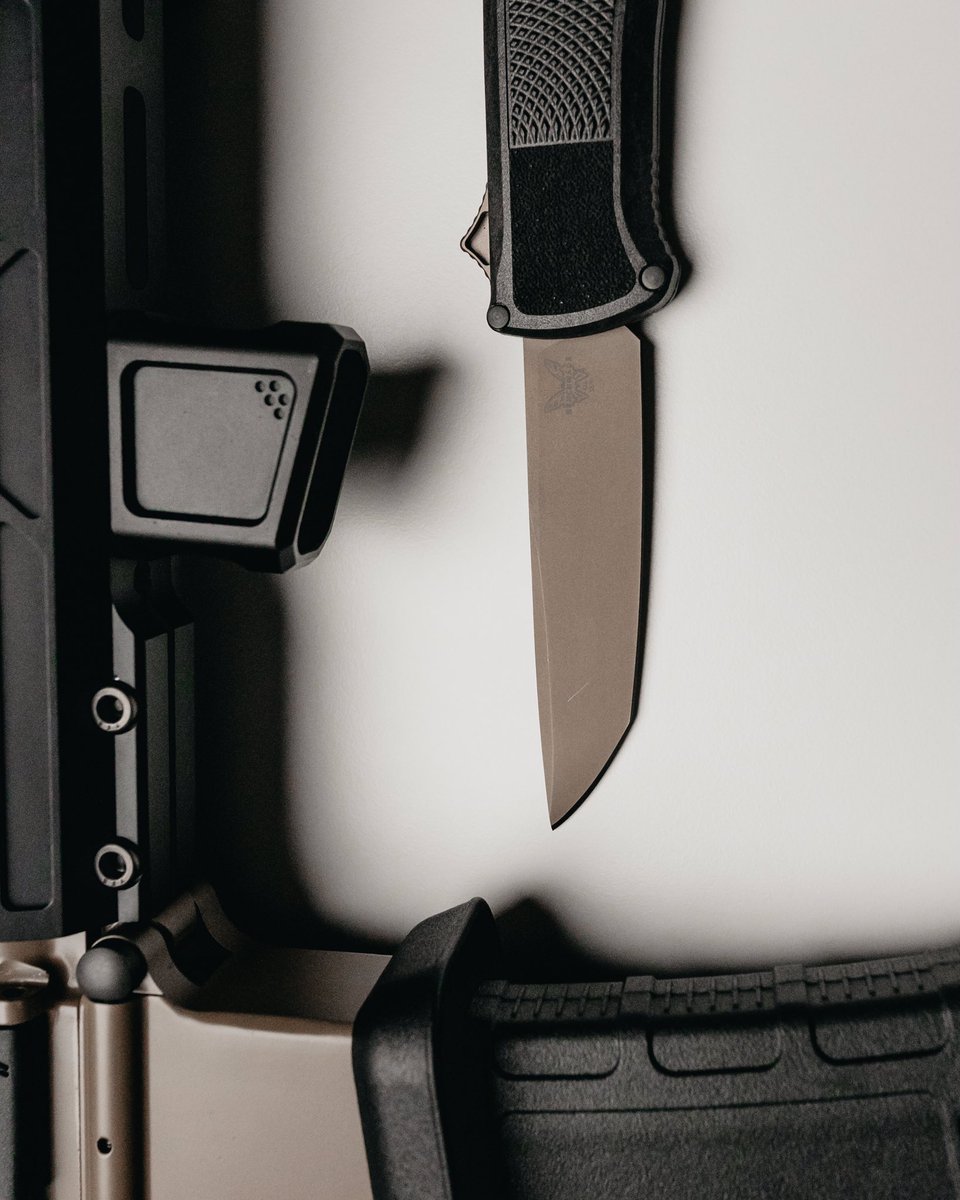 GUNMENusa's tweet photo. New new Benchmade Shootout https://t.co/Ct4Yyel6kp